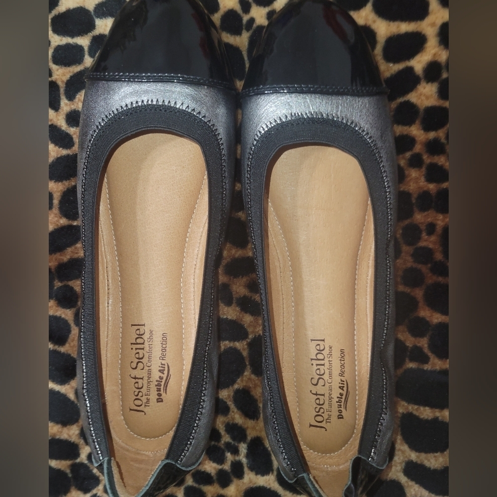 Josef Seibel Women's Black and Gray Shoes Size # 8 - Picture 5 of 10